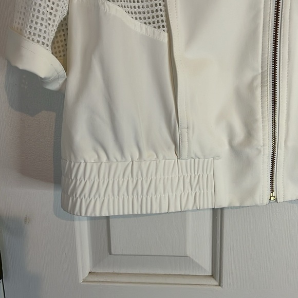 Chicos | Zenergy Neema Pieced Mesh Jacket White Size 1/Small Athlesiure - Picture 7 of 13